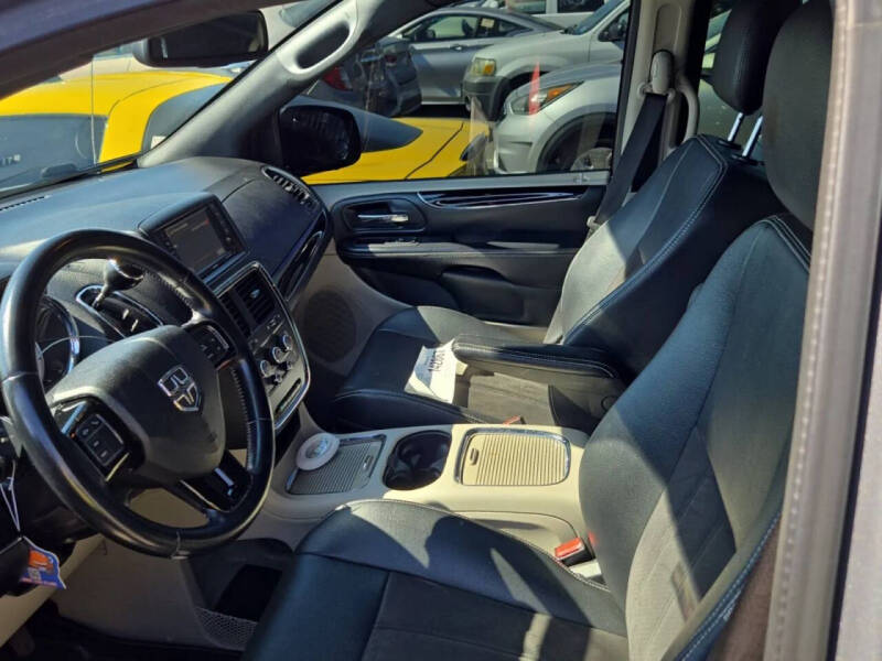 2020 Dodge Grand Caravan SXT