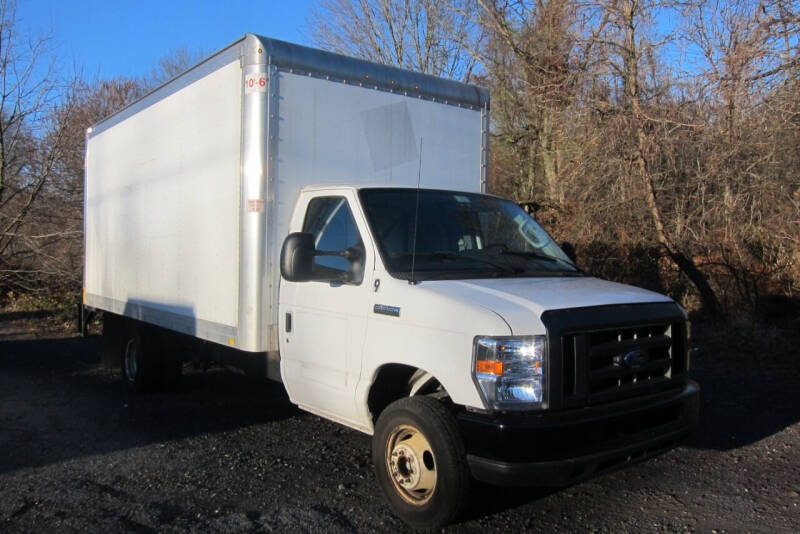 Box Trucks For Sale In Douglassville, PA