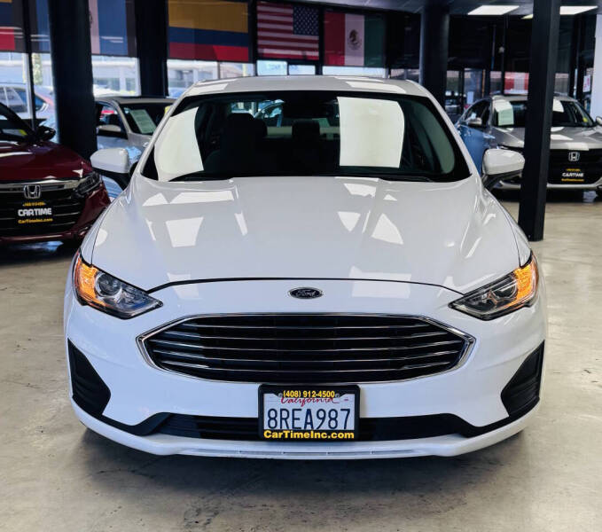 2020 Ford Fusion SE
