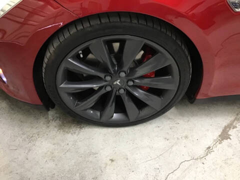 2015 Tesla Model S P85D