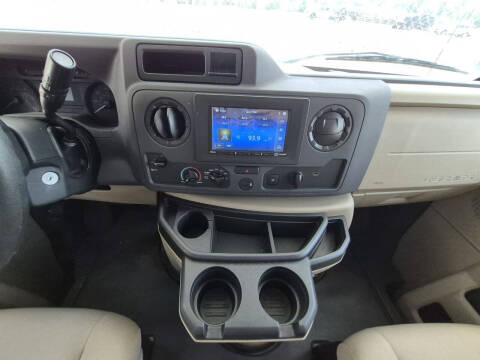 2023 Thor Motor Coach Chateau 22E