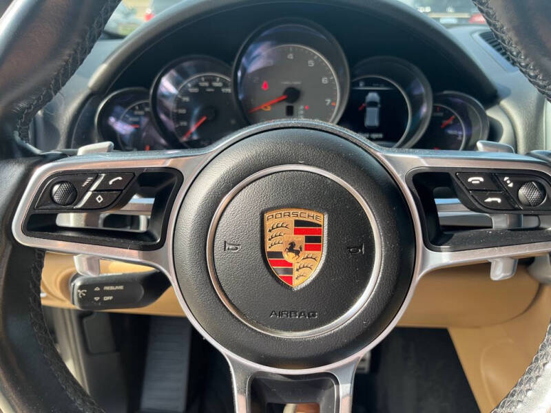 2017 Porsche Cayenne S
