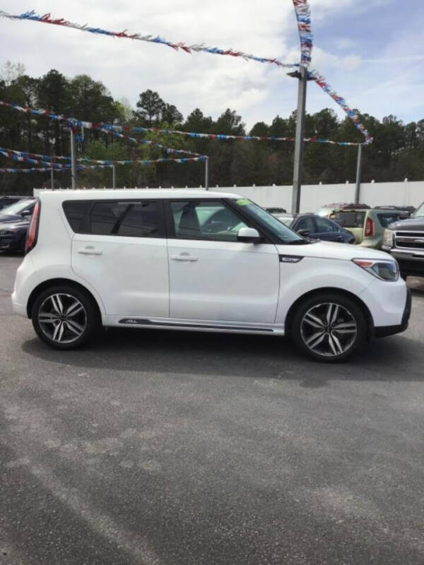 2016 Kia Soul +