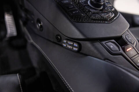 2019 Lamborghini Aventador LP 740-4 S