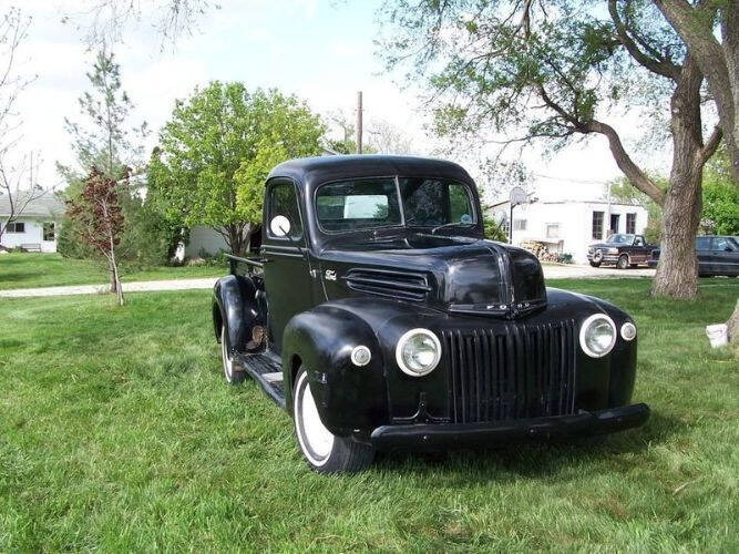 1946 Ford F-100