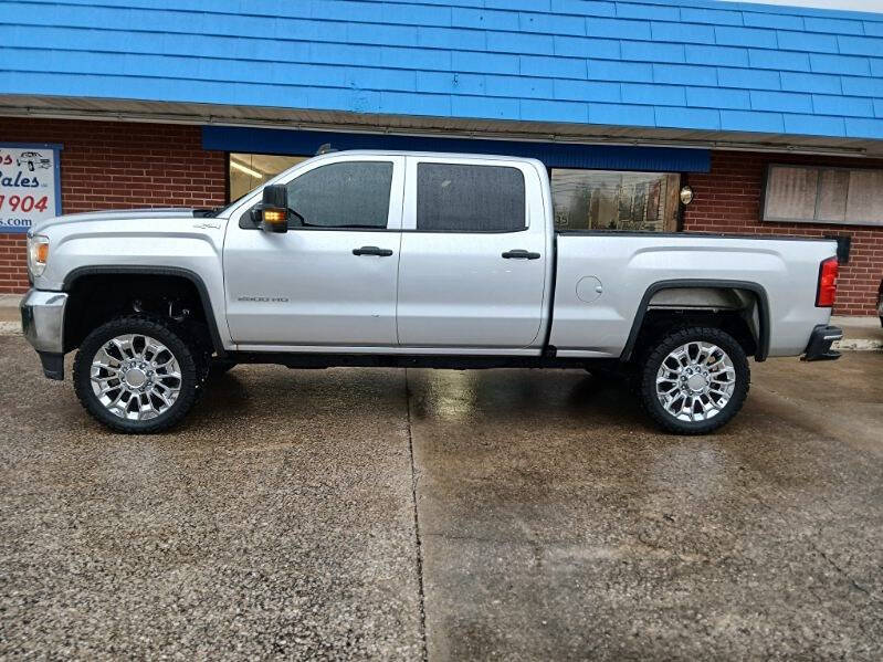 2018 GMC Sierra 2500HD Base's photo