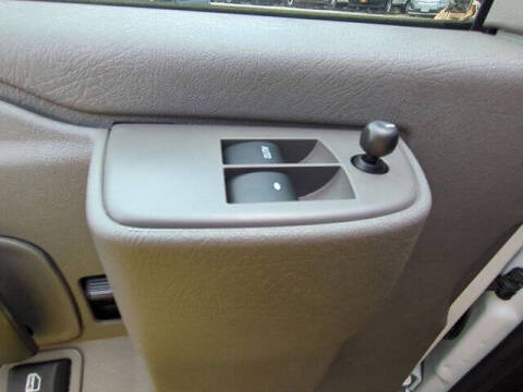 2025 Chevrolet Express 2500