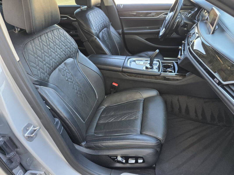 2019 BMW 7 Series 750i