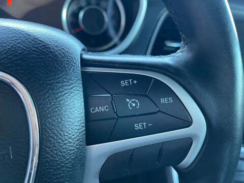 2015 Dodge Challenger SXT Plus