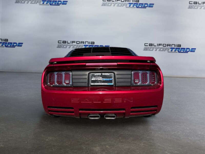 2006 Ford Mustang GT Deluxe