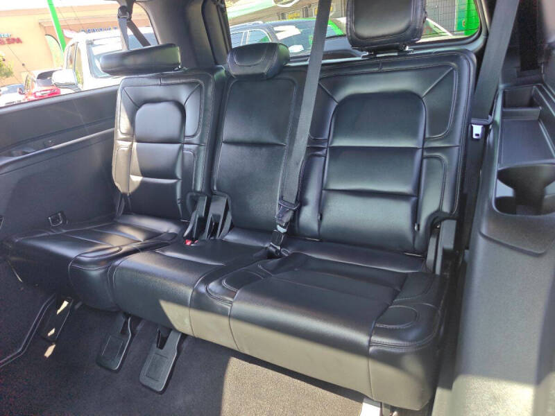 2019 Lincoln Navigator L Select