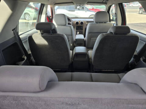 2005 Ford Freestyle SE