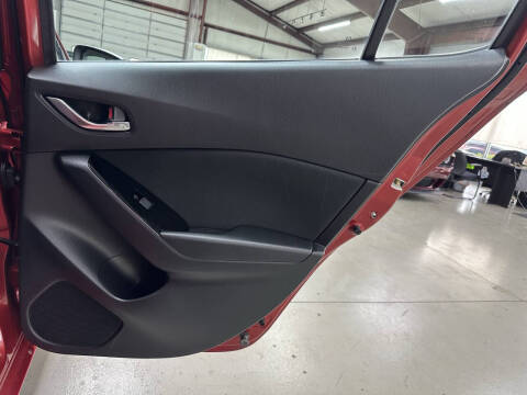 2017 Mazda MAZDA3 Sport