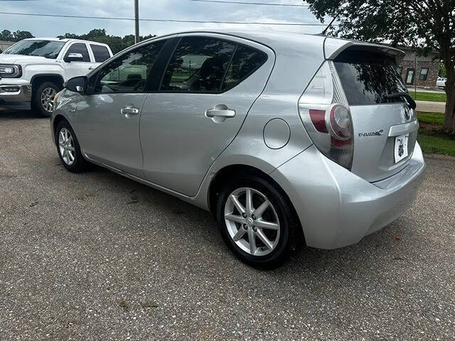2013 Toyota Prius c Two