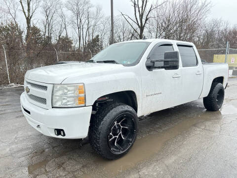 2011 Chevrolet Silverado 1500 for sale at Purcell Auto Sales LLC in Camby IN