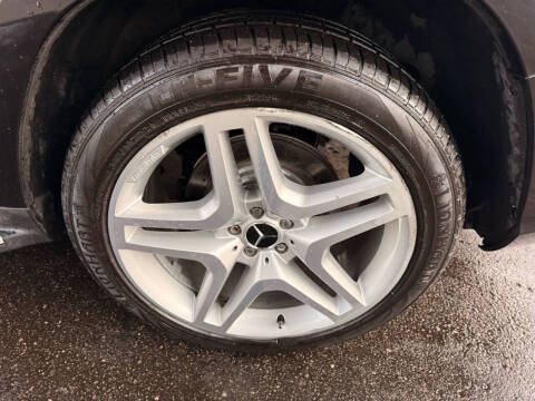 2014 Mercedes-Benz GL-Class GL 550 4MATIC