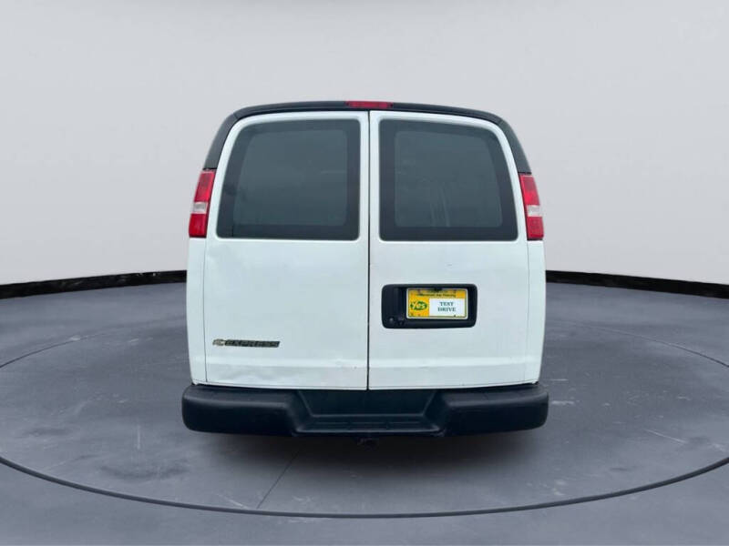 2019 Chevrolet Express 2500