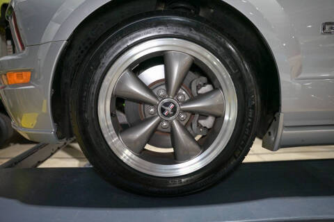 2005 Ford Mustang GT Premium