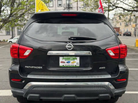 2017 Nissan Pathfinder S