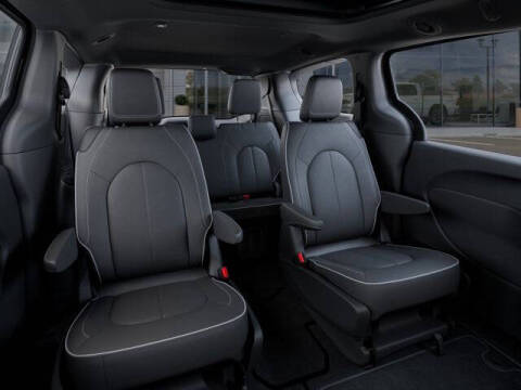 2027 Chrysler Pacifica Limited