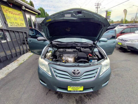 2010 Toyota Camry LE