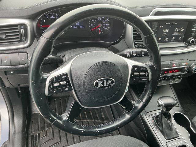 2020 Kia Sorento LX