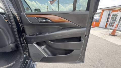 2014 Cadillac Escalade ESV Luxury