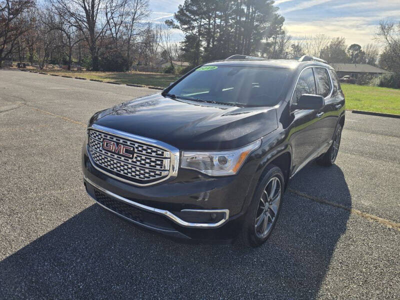 2019 GMC Acadia Denali's photo