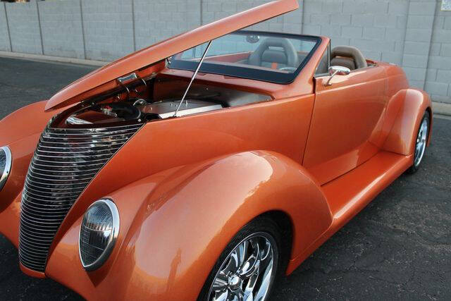 1937 Ford Roadster 22