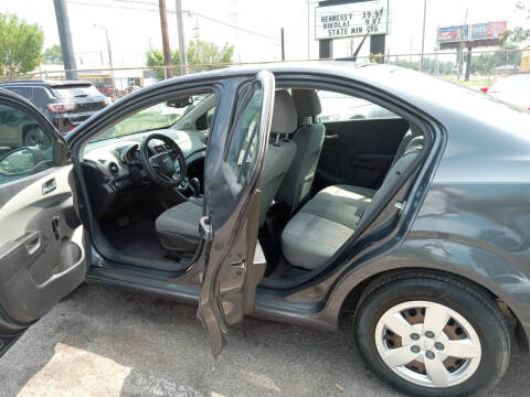 2013 Chevrolet Sonic LS Auto