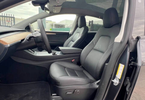 2024 Tesla Model Y Long Range