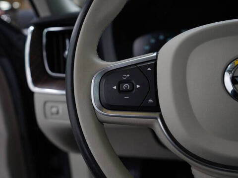 2021 Volvo XC60 T5 Momentum