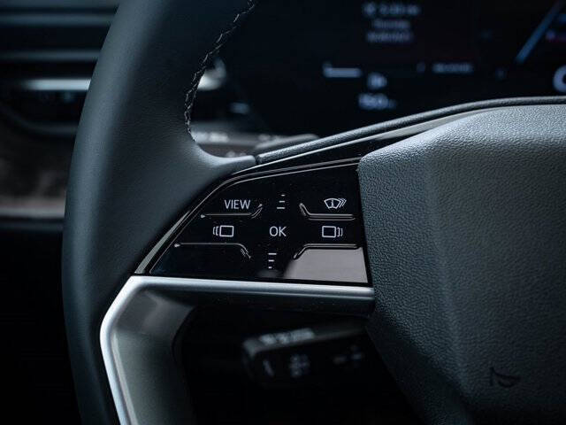 2025 Audi Q5 quattro Prestige TFSI