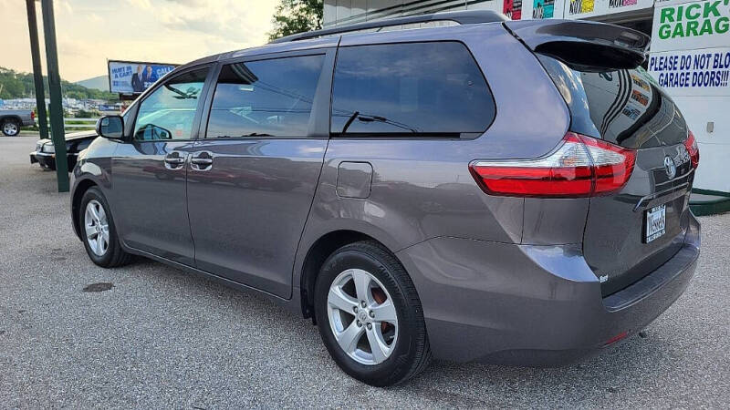2015 Toyota Sienna
