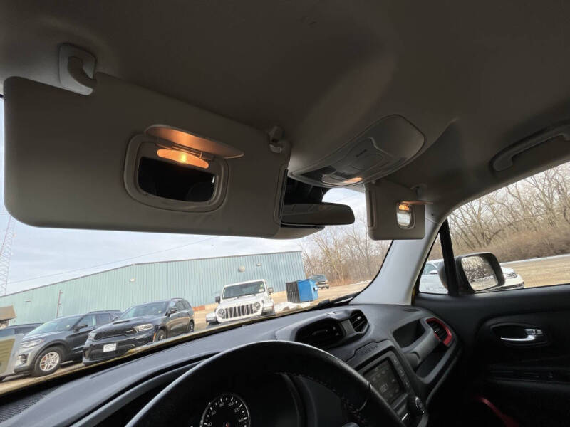 2017 Jeep Renegade Trailhawk