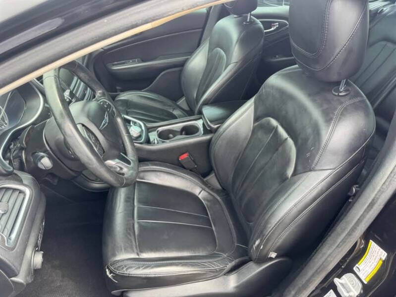 2015 Chrysler 200 C