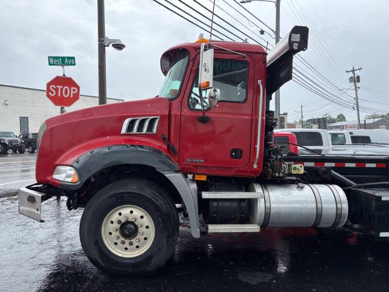2006 Mack CT700
