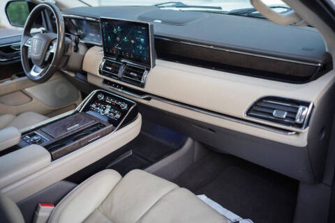 2023 Lincoln Navigator L Reserve