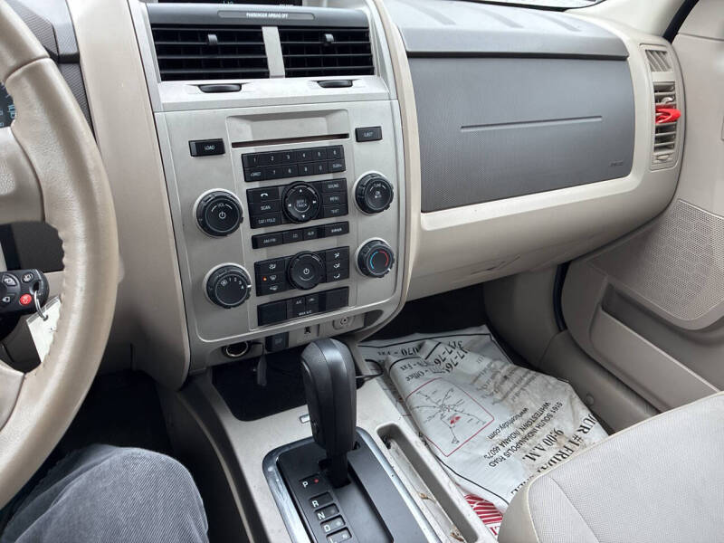 2011 Ford Escape XLT