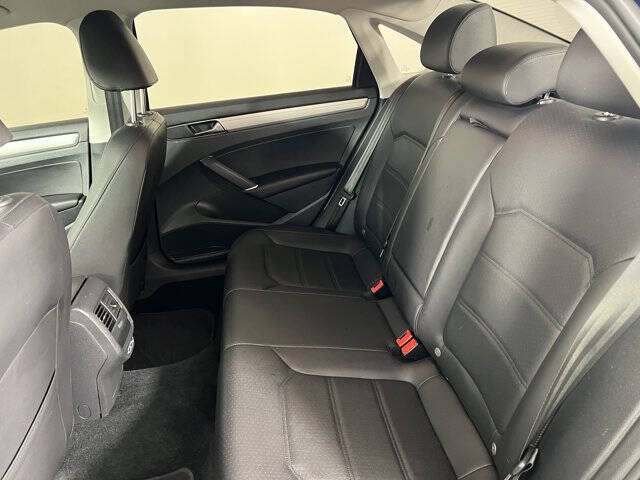 2019 Volkswagen Passat Wolfsburg