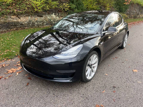 2020 Tesla Model 3 for sale at Bogie's Motors in Saint Louis MO