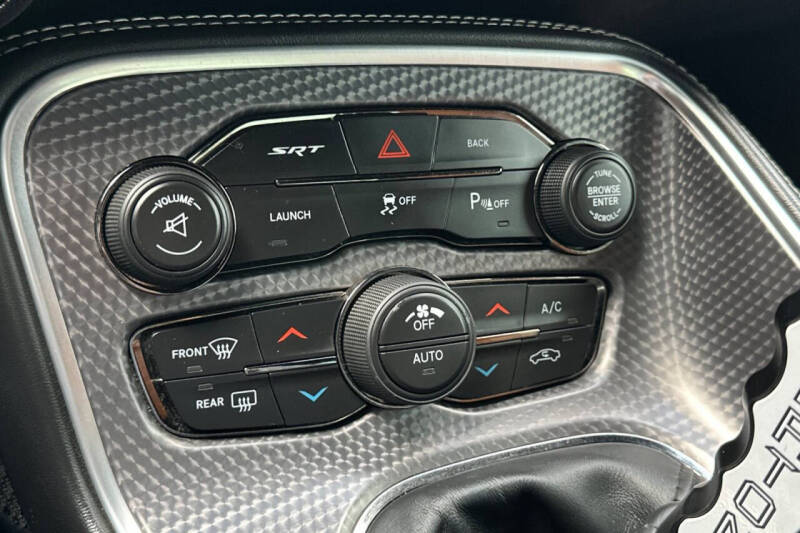 2015 Dodge Challenger SRT Hellcat