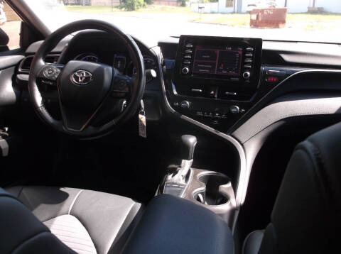 2022 Toyota Camry SE