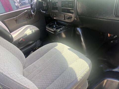 2017 Chevrolet Express 3500