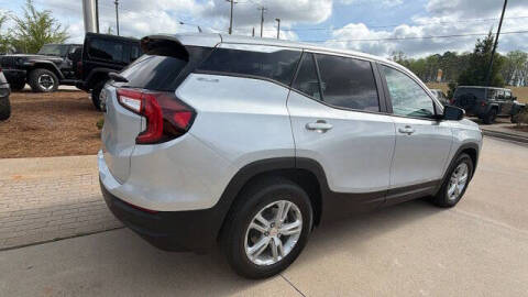 2022 GMC Terrain SLE