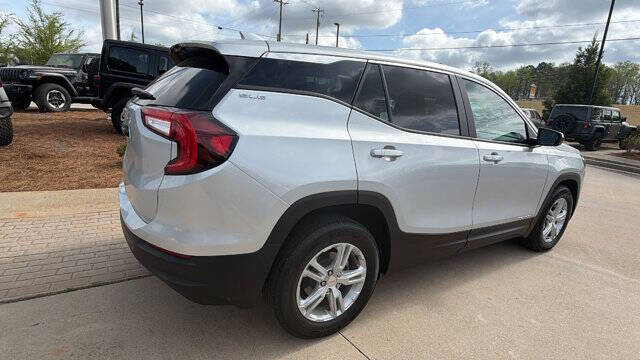 2022 GMC Terrain SLE