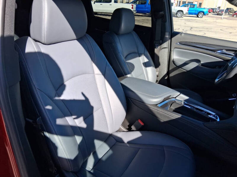 2022 Buick Enclave Essence