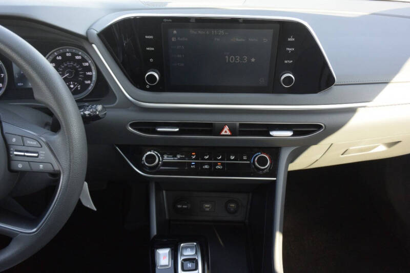 2022 Hyundai Sonata SE