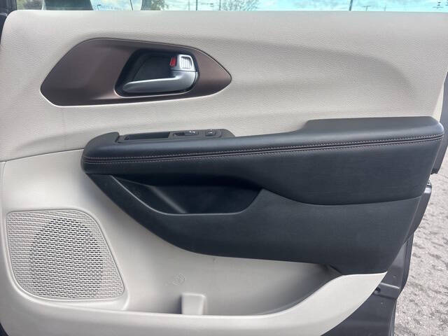 2018 Chrysler Pacifica Touring L