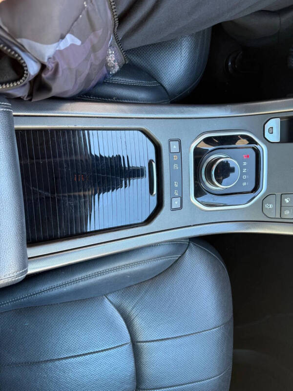 2019 Land Rover Range Rover Evoque SE Premium